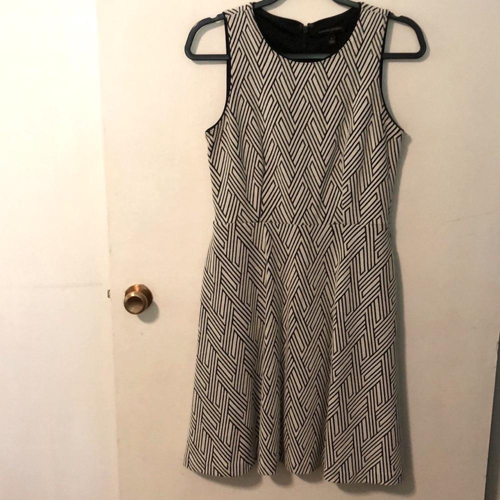 Banana Republic black and white patterned dress